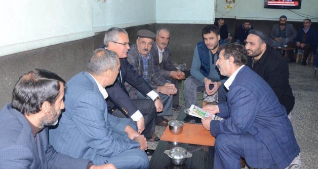 Vali Deniz esnaf ziyaretinde bulundu