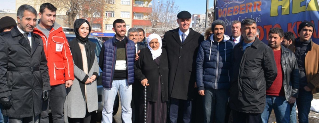 Evi yanan 10 aileye yardım yapıldı