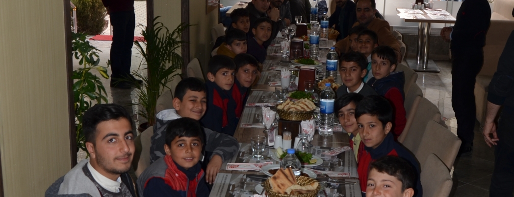 İl birincileri yemekte buluştu