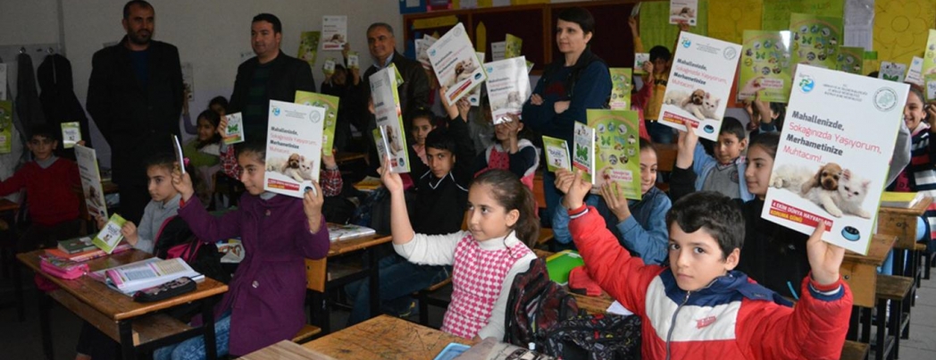 Yaban hayvanlarla ilgili öğrencilere seminer verildi
