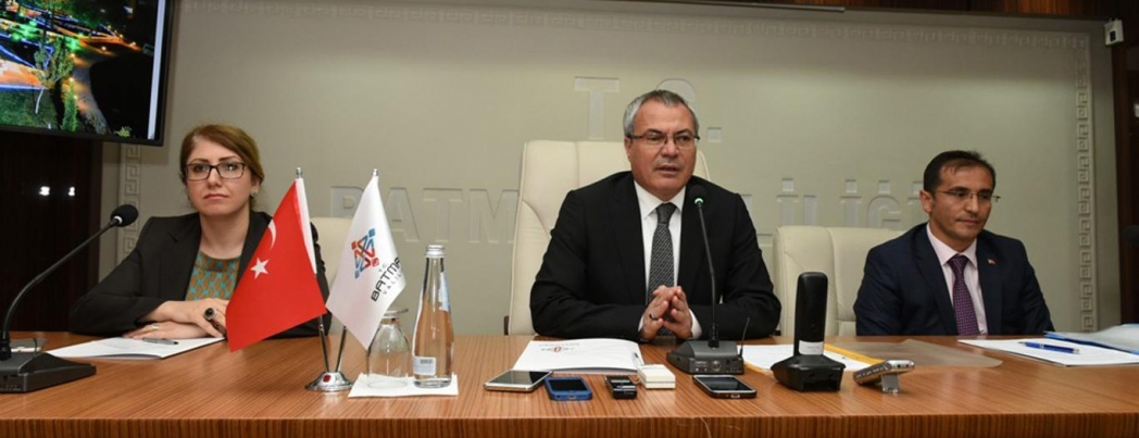 \"Batman\'da 230 proje yürütülüyor\"