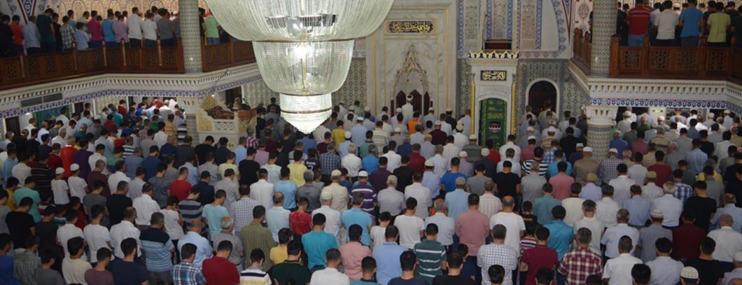 Batmanlılar Kadir Gecesini camilerde ihya etti
