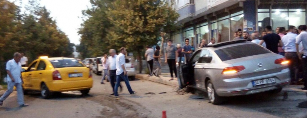 Batman\'da trafik kazası: 3 yaralı