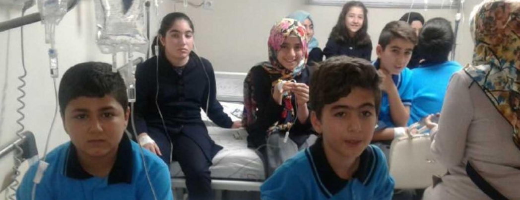 Batman\'da zehirlenen 9 öğrenci hastanelik oldu