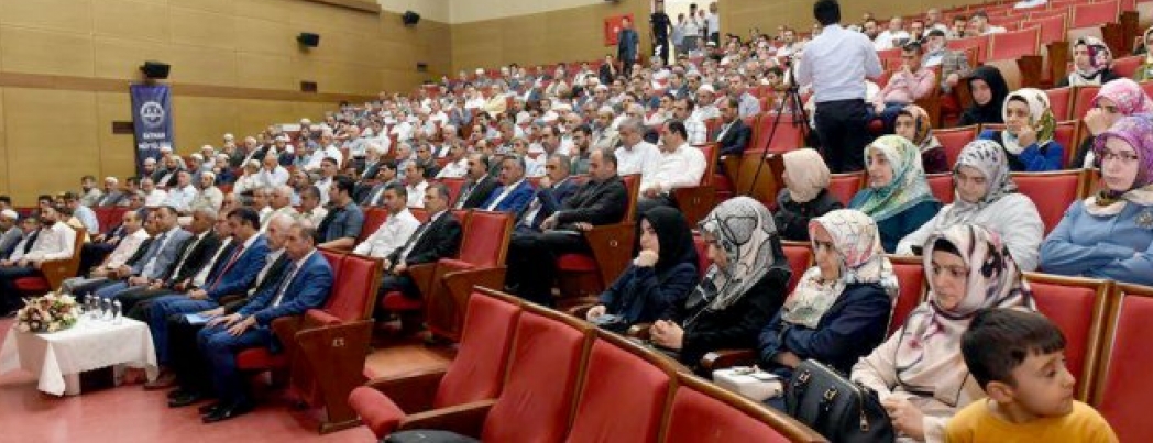 Vali Deniz, Camiler ve Din Görevlileri haftası etkinliklerine katıldı