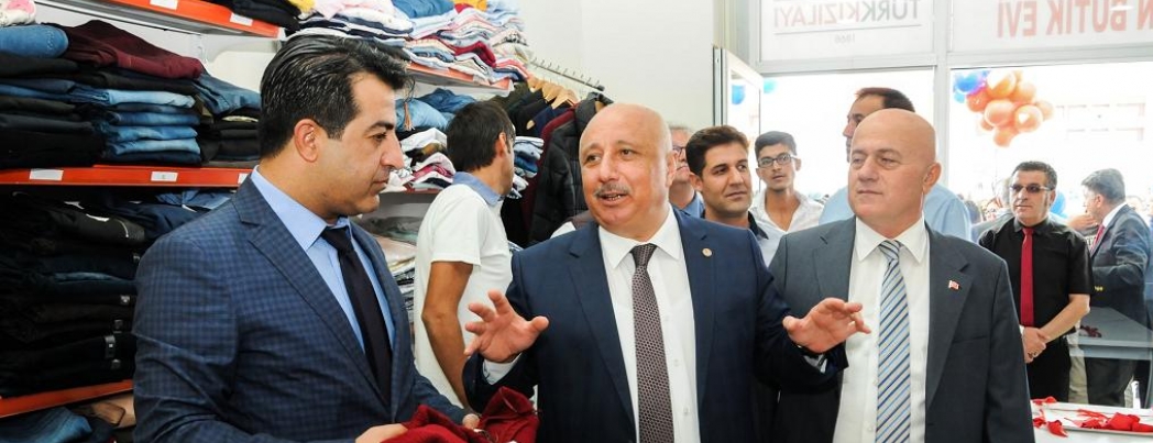 Öğrencilere Ücretsiz Giyim Mağazası