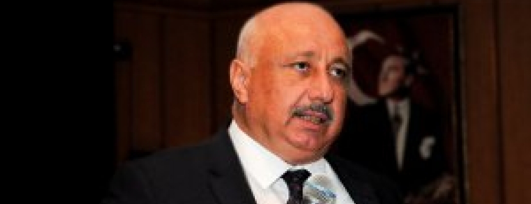 Rektör Durmuş, “Öğrencilerimizin isteklerini yapmaya devam edeceğim”