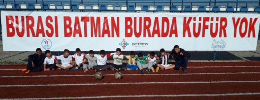 ‘Burası Batman, burada küfür yok’