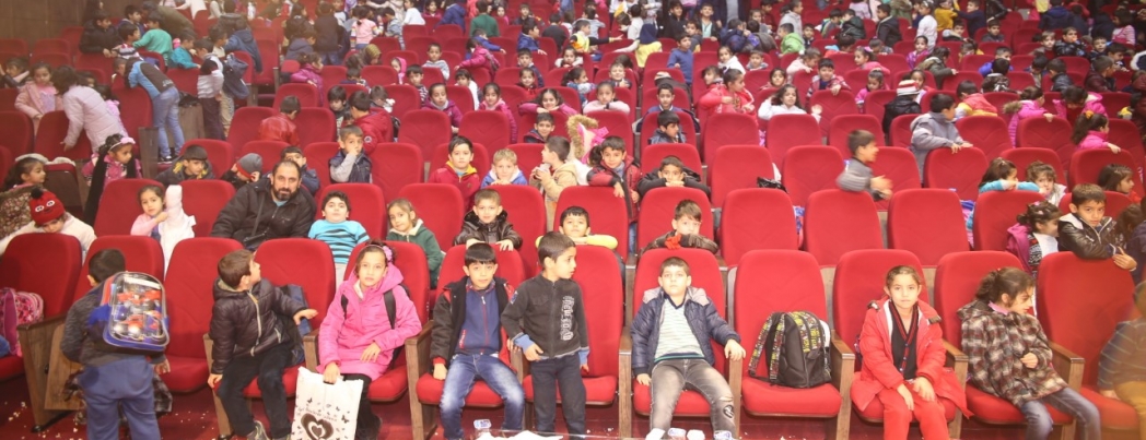 BELEDİYEDEN ÇOCUKLARA SİNEMA ŞENLİĞİ