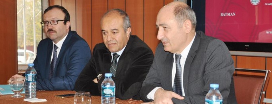 \"Bir ilin vizyonu ortaöğretim kurumlarıdır\"