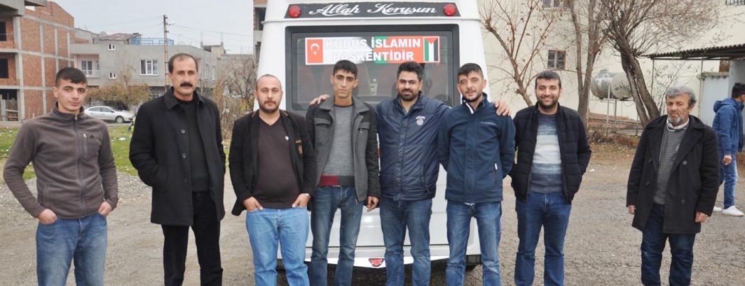 Minibüsçülerden Kudüs\'e destek