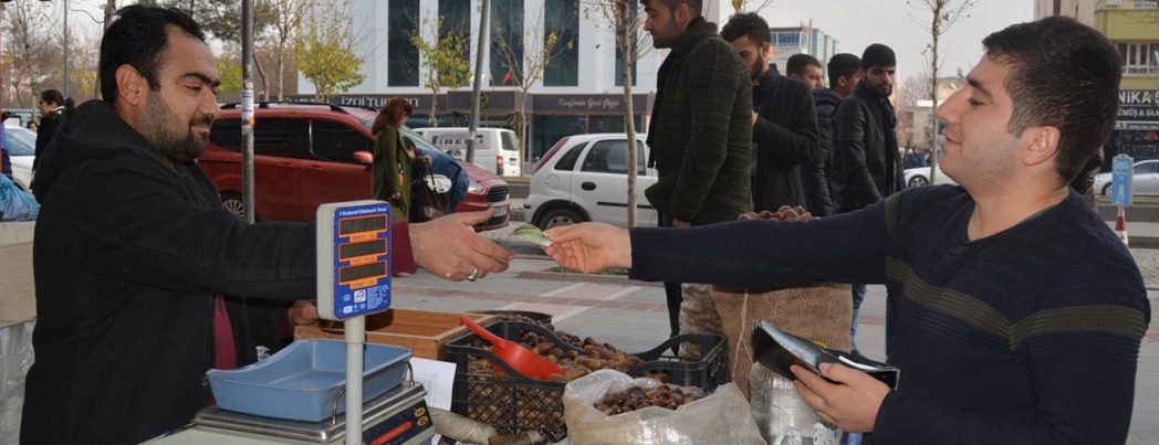 Batman\'da Kestane ve Palamut Kebabına Rağbet