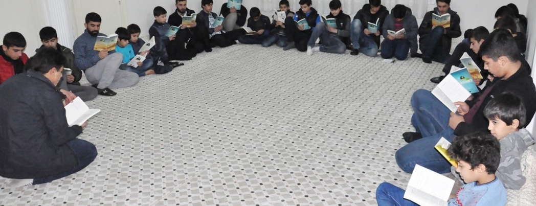 Çocuklar ve gençler toplu halde Siyer Sınavı\'na hazırlanıyor