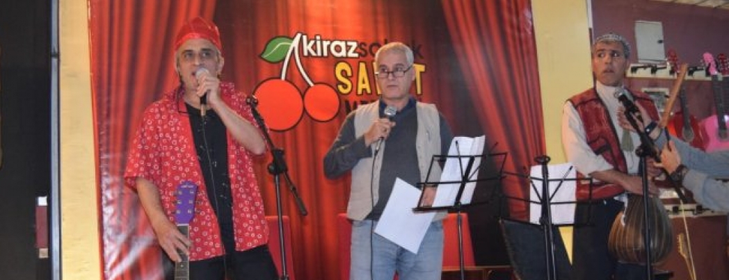 Rumi Yılbaşı Kiraz Sokakta kutlandı