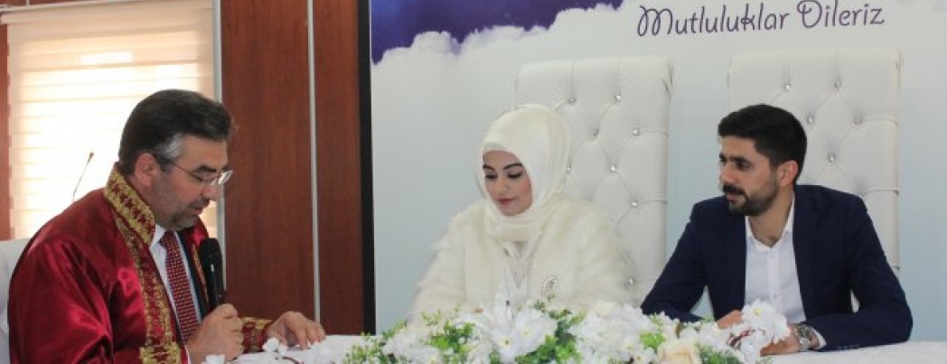 Müftü ilk Resmi Nikâhı kıydı