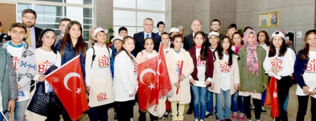 Dokuzuncu Öğrenci Kafilesi Samsun\'a Uğurlandı