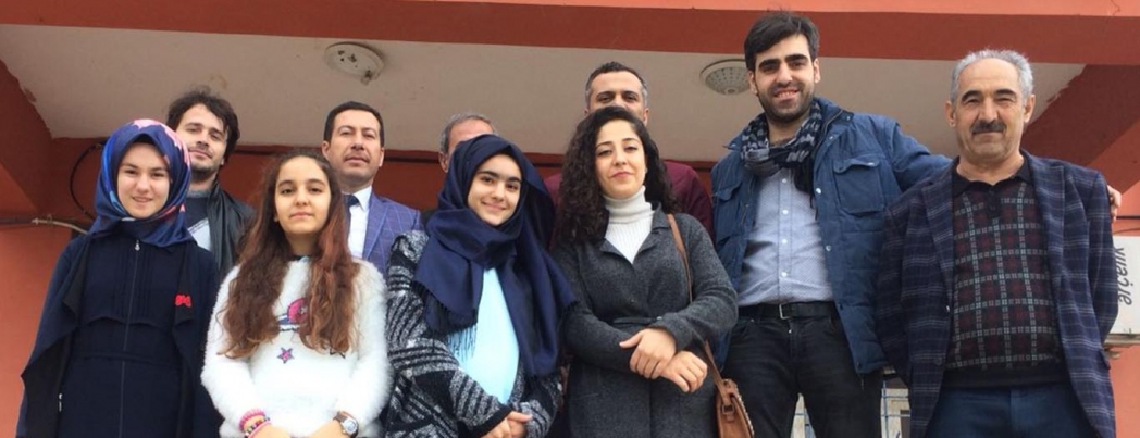 Köy çocuklarının yüzü güldü