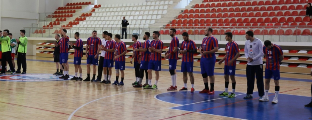 HENTBOL TAKIMIMIZ FARKLI SKORLA KAZANDI