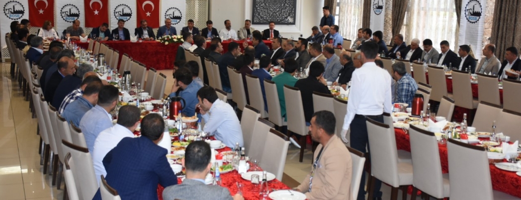 GÜNEŞTEKİN “SANAYİCİLERİMİZİN YANINDAYIZ”