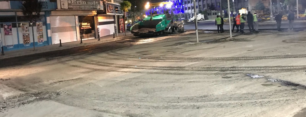 ASFALTLAMA ÇALIŞMALARINDA GECE MESAİSİ