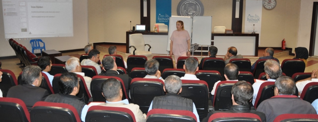 BELEDİYEDEN, OTOBÜS ŞOFÖRLERİNE İLETİŞİM EĞİTİMİ