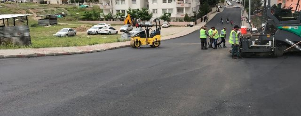 ASFALTLAMA ÇALIŞMALARI TÜM HIZIYLA DEVAM EDİYOR