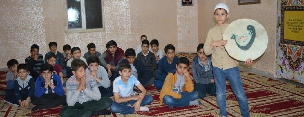 İdeal Gençlik\'ten \"Ses Yarışması\" programı