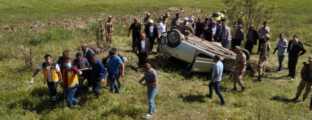 Taziye dönüşü feci kaza: 2 ölü, 3 yaralı