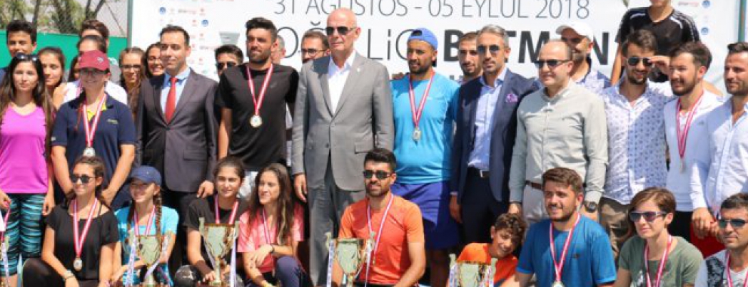 Tenis Turnuvası ödül töreniyle son buldu