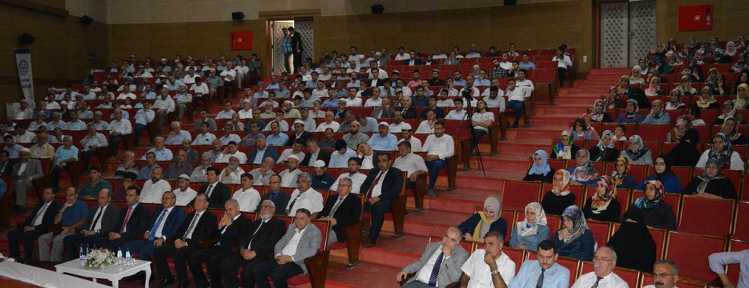 "Camiler Müslümanların buluşma yerleridir"