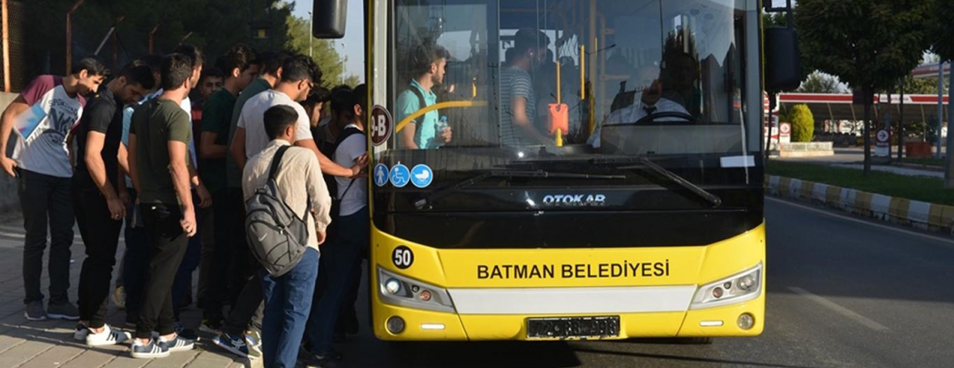 Üniversite öğrencilerinin ulaşım sorunu devam ediyor