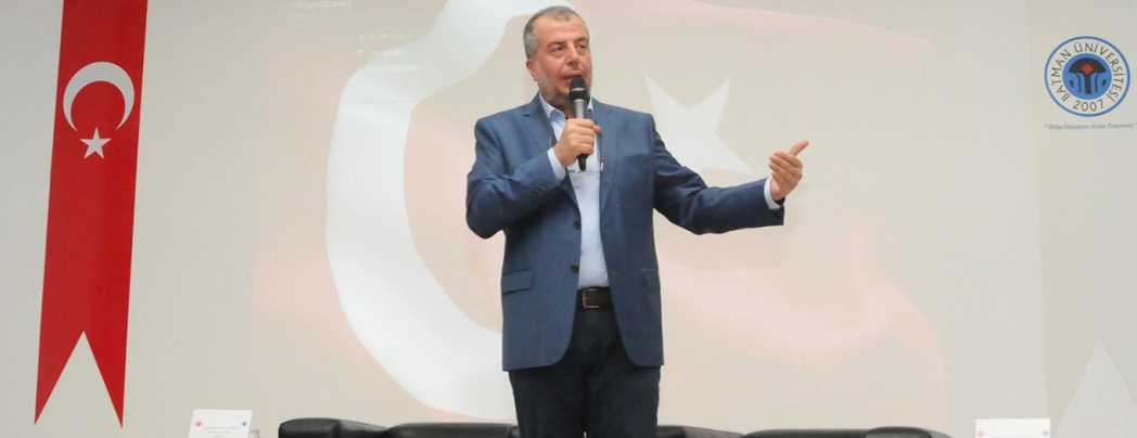 “Hazreti Peygamberimizi Anlamak” konferansı düzenlendi