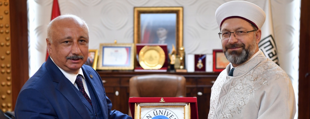 Rektör Durmuş, Diyanet İşleri Başkanı Erbaş’ı Batman’a Davet Etti