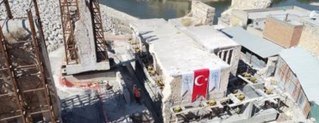 Hasankeyf’te son eser de taşınıyor