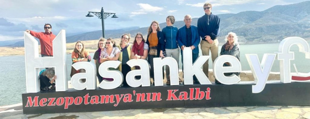 TURİSTLER HASANKEYF'İ GEZDİ