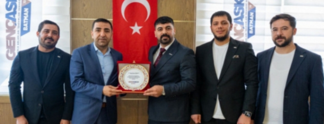 Genlerin daha fazla sz sahibi olmasn istiyoruz