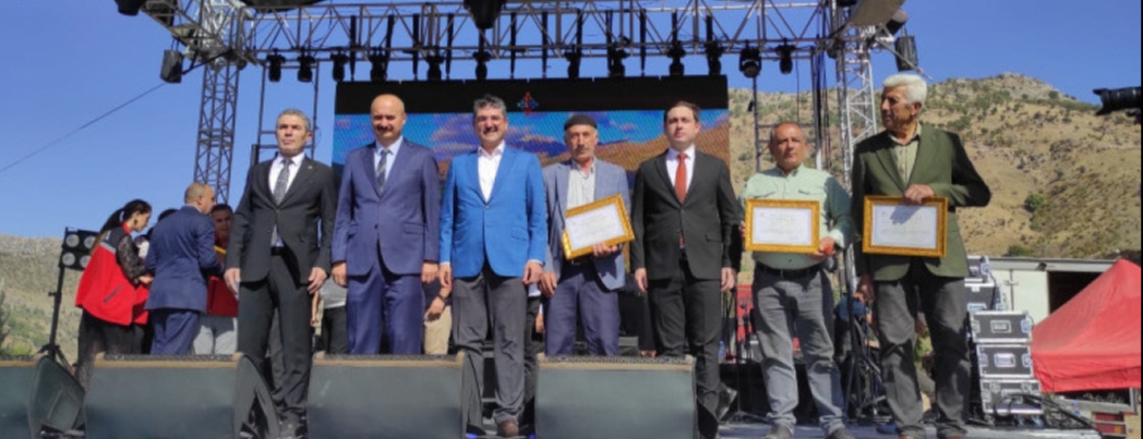 Sason balı açık artırmada 340 bin liraya satıldı