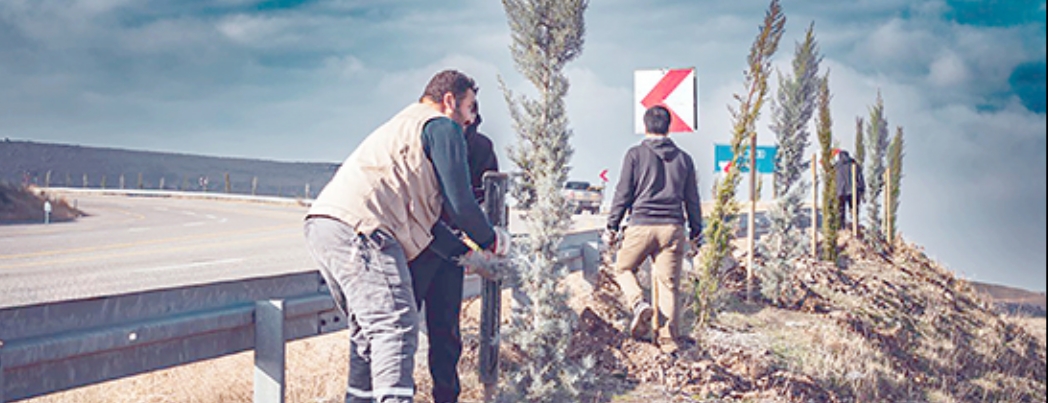 6 B�N 300 F�DAN TOPRAKLA BULU�TU