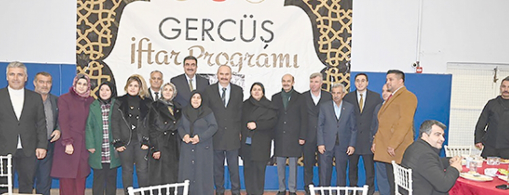 VALİ CANALP, GERCÜŞ’TE VATANDAŞLARLA İFTAR SOFRASINDA BULUŞTU