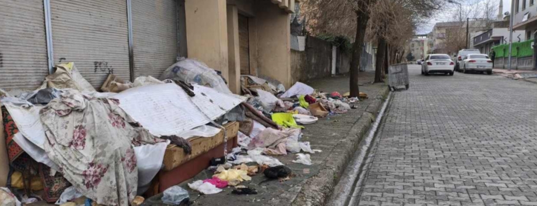 BAYRAMIN G�R�NMEYEN Y�K�: 3 G�NDE 1450 TON ��P TOPLANDI