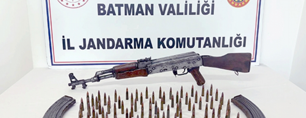 RUHSATSIZ S�LAH OPERASYONU: 2 K��� TUTUKLANDI