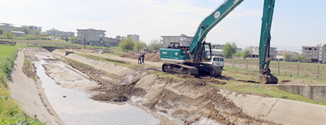 2 G�NDE 12 KAMYON ATIK TA�INDI, 50 TONLUK TEM�ZL�K YAPILDI