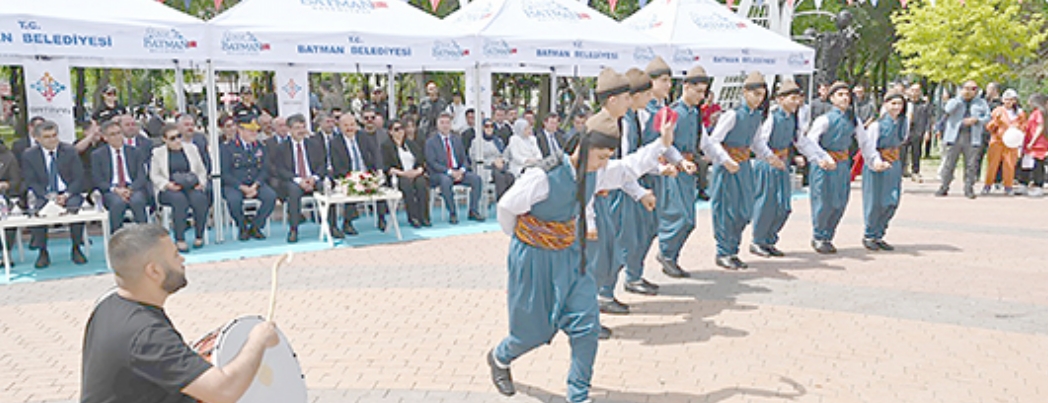 19 MAYIS CO�KUYLA KUTLANDI