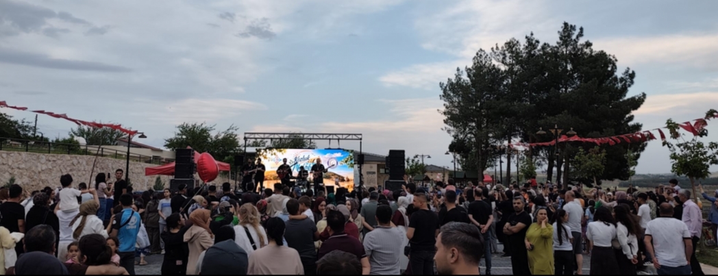 Malabadi yaz �enli�ine yo�un ilgi