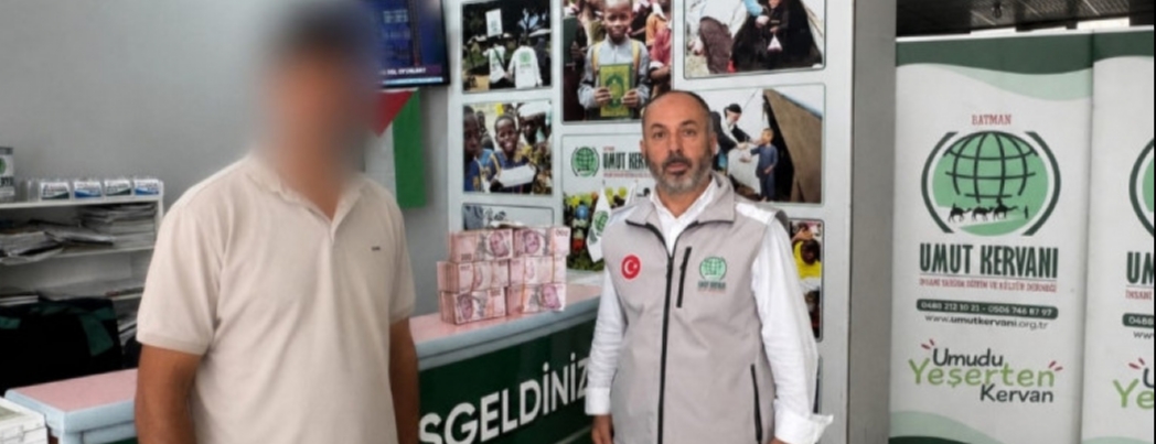 HAC PARASINI GAZZEYE BAĞIŞLADI