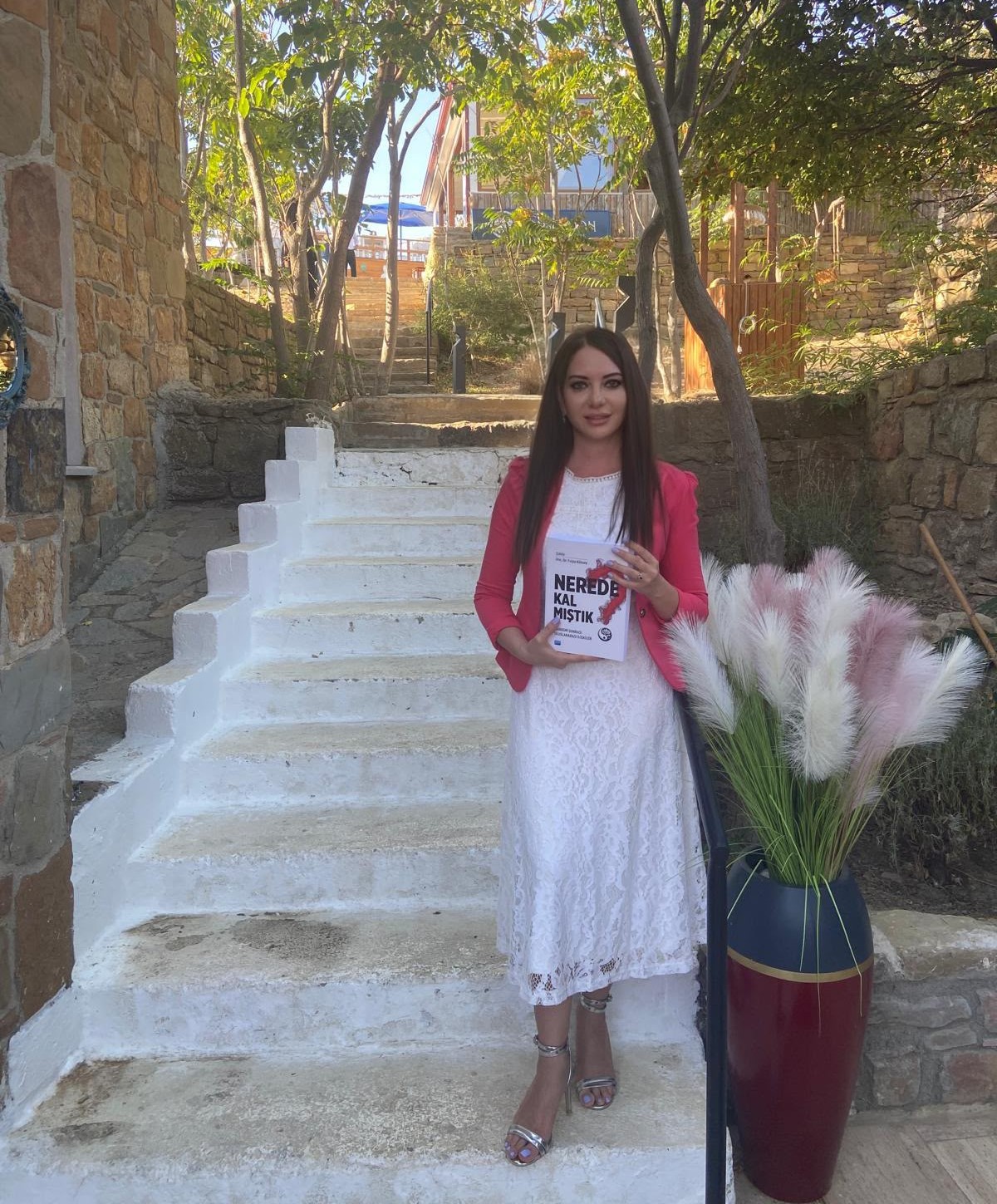 Yılın En Dikkat Çeken Akademik Eseri