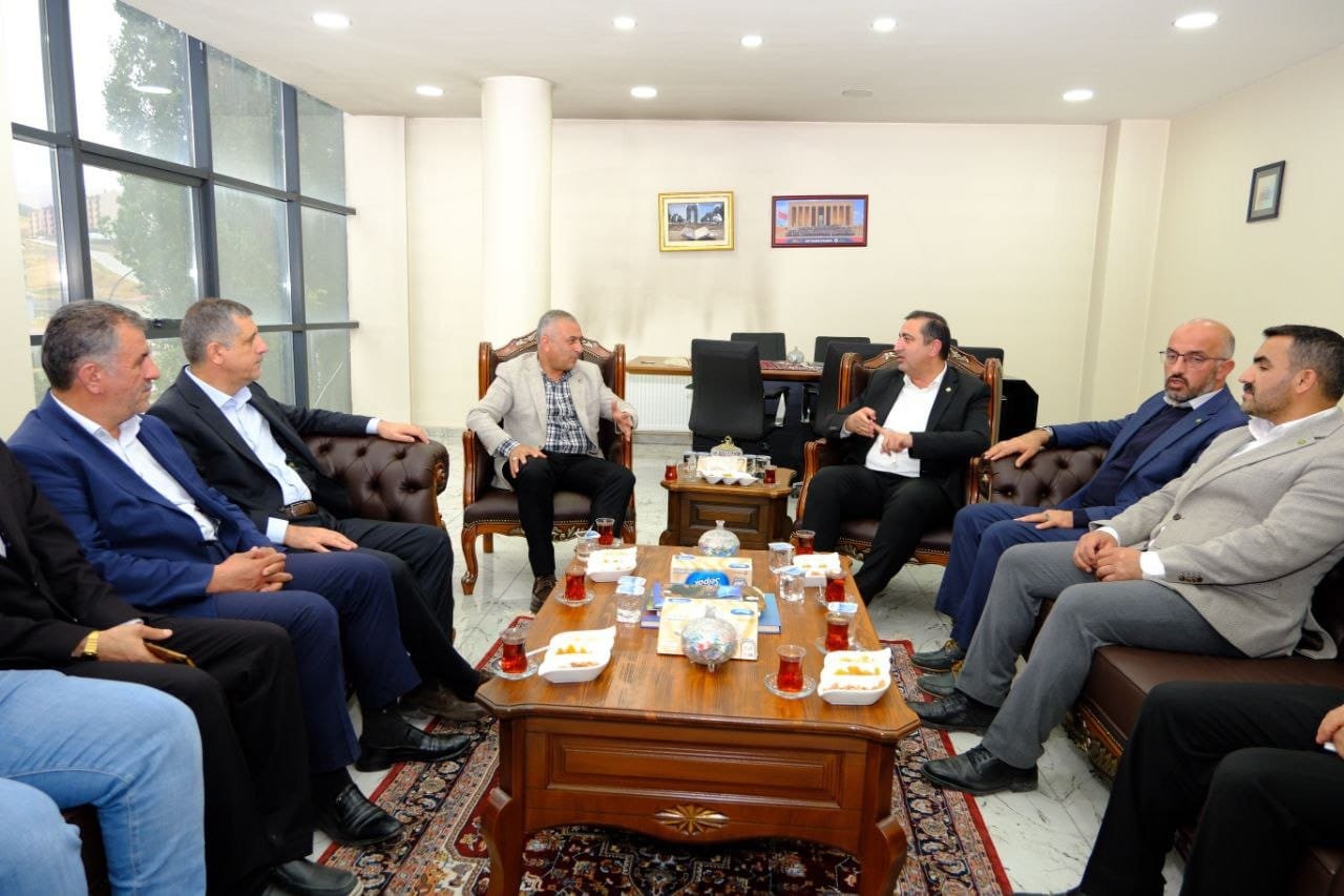 Milletvekili Ramanlı Yüksekova’da halkın sorun ve taleplerini dinledi